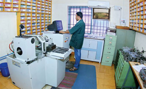 cam milling machine
